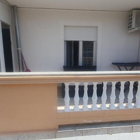 Hause Lupic Apartamento Rab Town Exterior foto