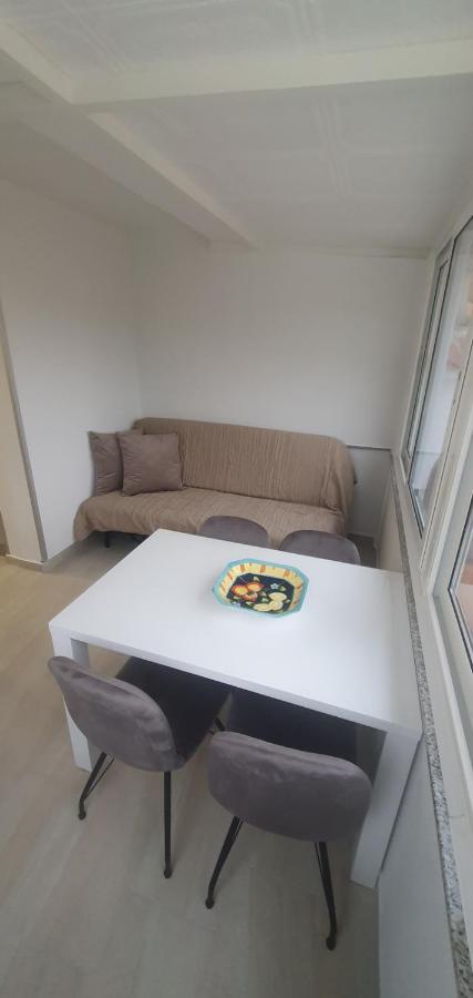 Hause Lupic Apartamento Rab Town Exterior foto