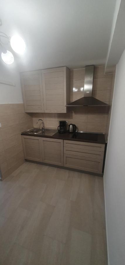 Hause Lupic Apartamento Rab Town Exterior foto