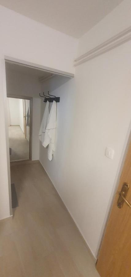 Hause Lupic Apartamento Rab Town Exterior foto