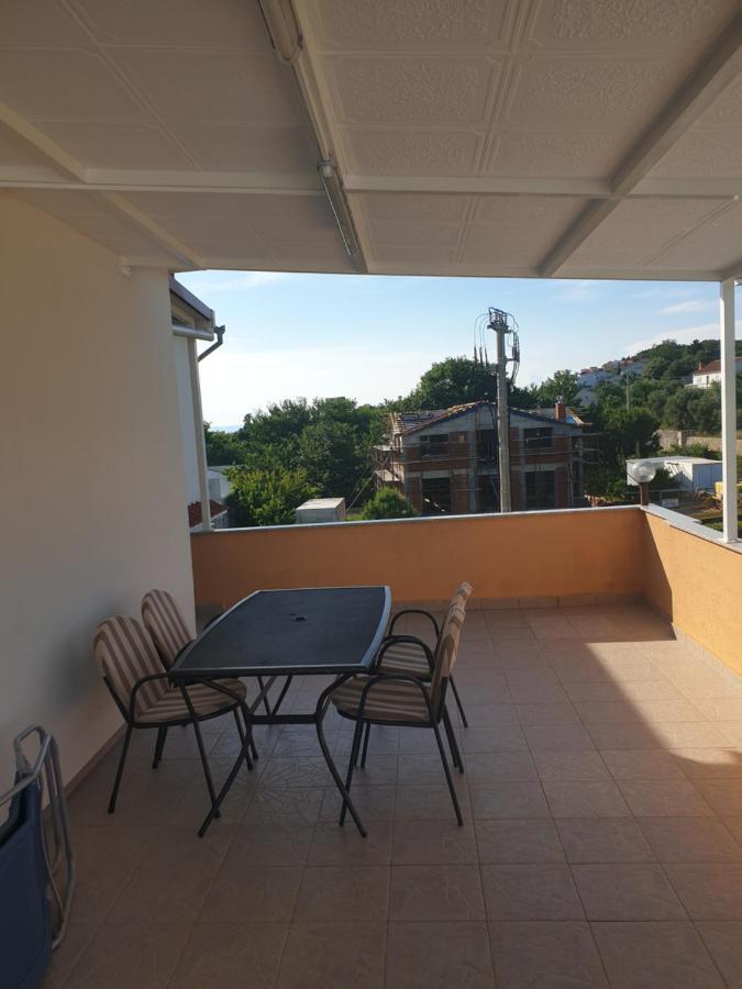 Hause Lupic Apartamento Rab Town Exterior foto