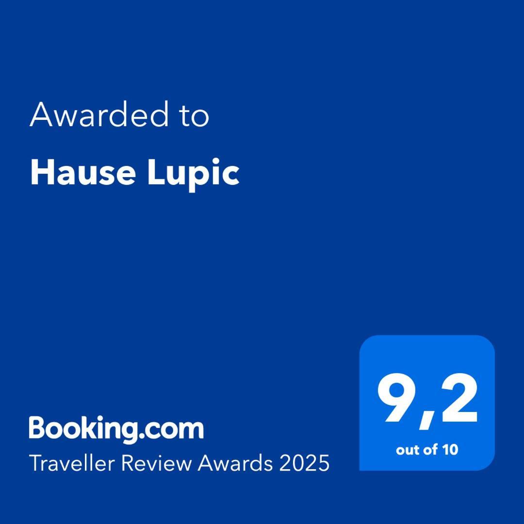 Hause Lupic Apartamento Rab Town Exterior foto