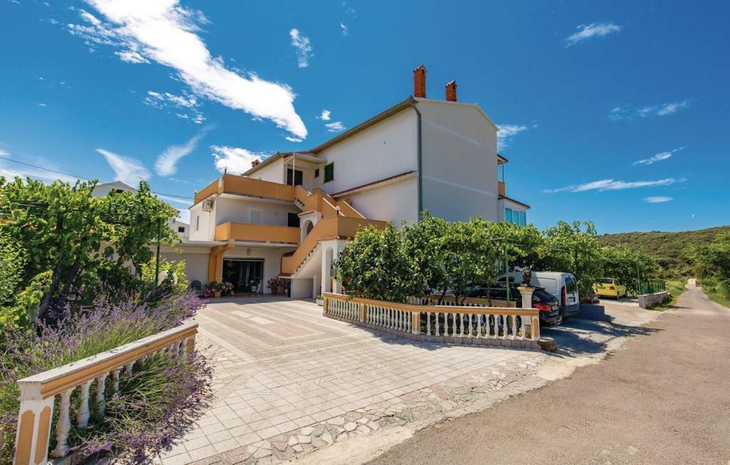 Hause Lupic Apartamento Rab Town Exterior foto