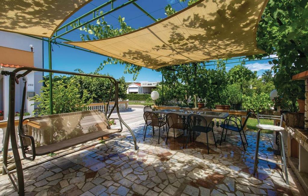 Hause Lupic Apartamento Rab Town Exterior foto