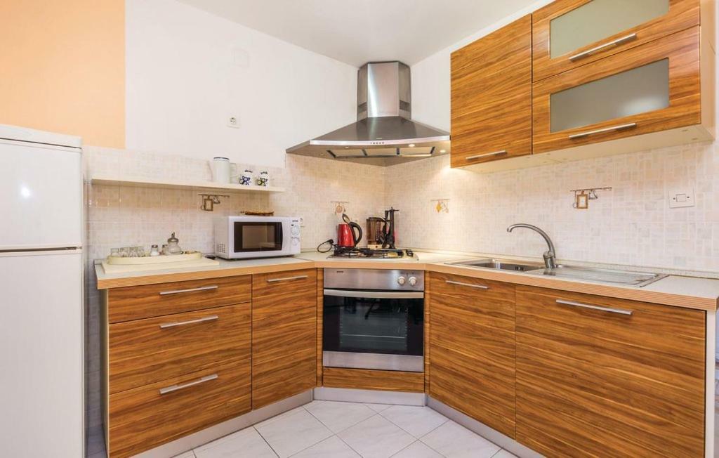 Hause Lupic Apartamento Rab Town Exterior foto